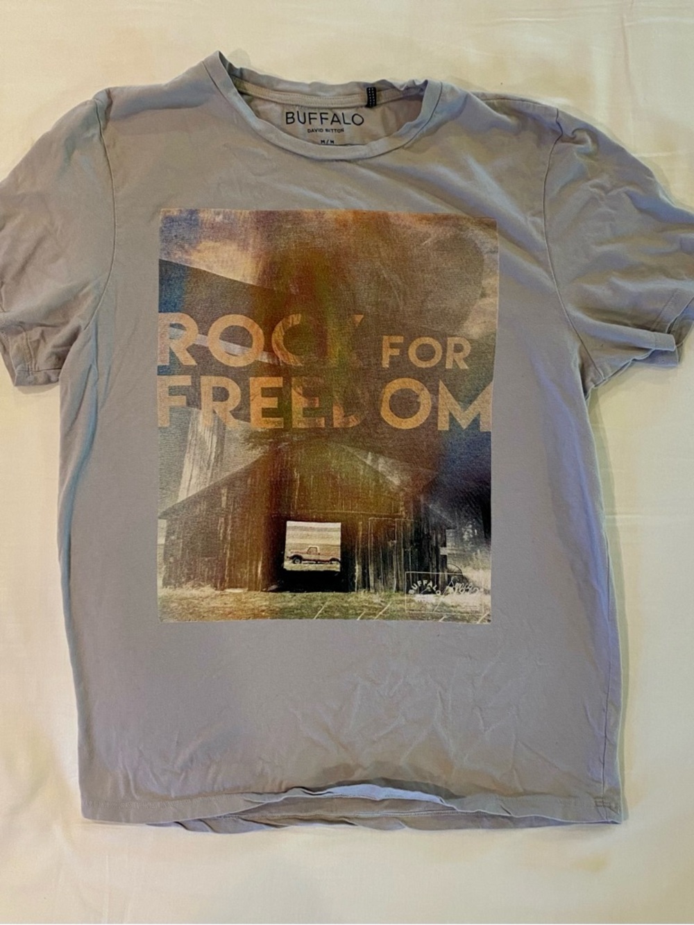 Buffalo David Bitton Men’s Light Gray‎ Graphic Tee with Multicolor Print